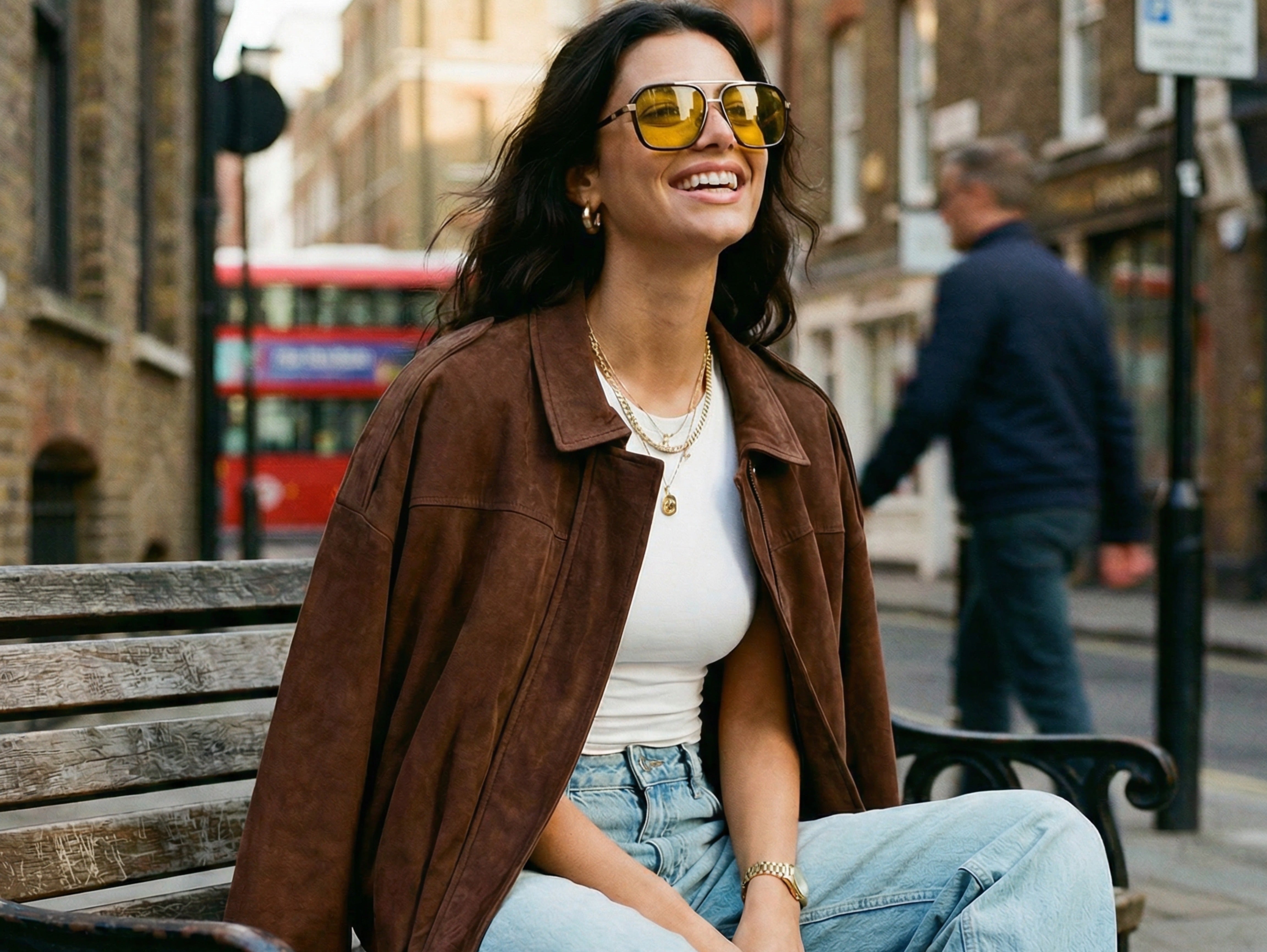 Lederjacke im Büro tragen: Business-Looks 2026