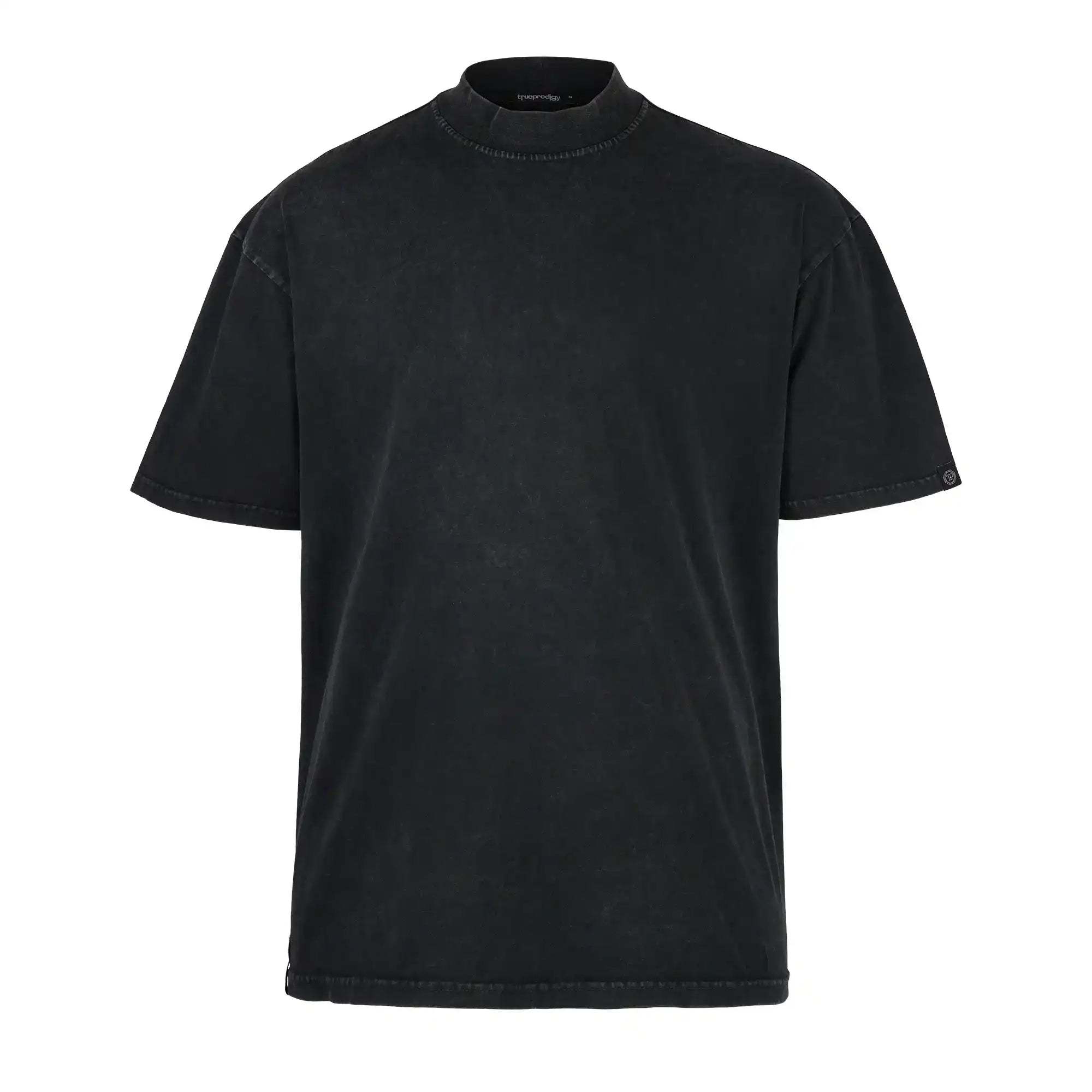 Das trueprodigy Phoenix Oversized T-Shirt mit Stehkragen ist ein schwarzes Unisex-T-Shirt aus schwerem Jersey mit hohem Rundhalsausschnitt, kurzen Ärmeln und einer leicht verblassten Textur auf weißem Hintergrund.