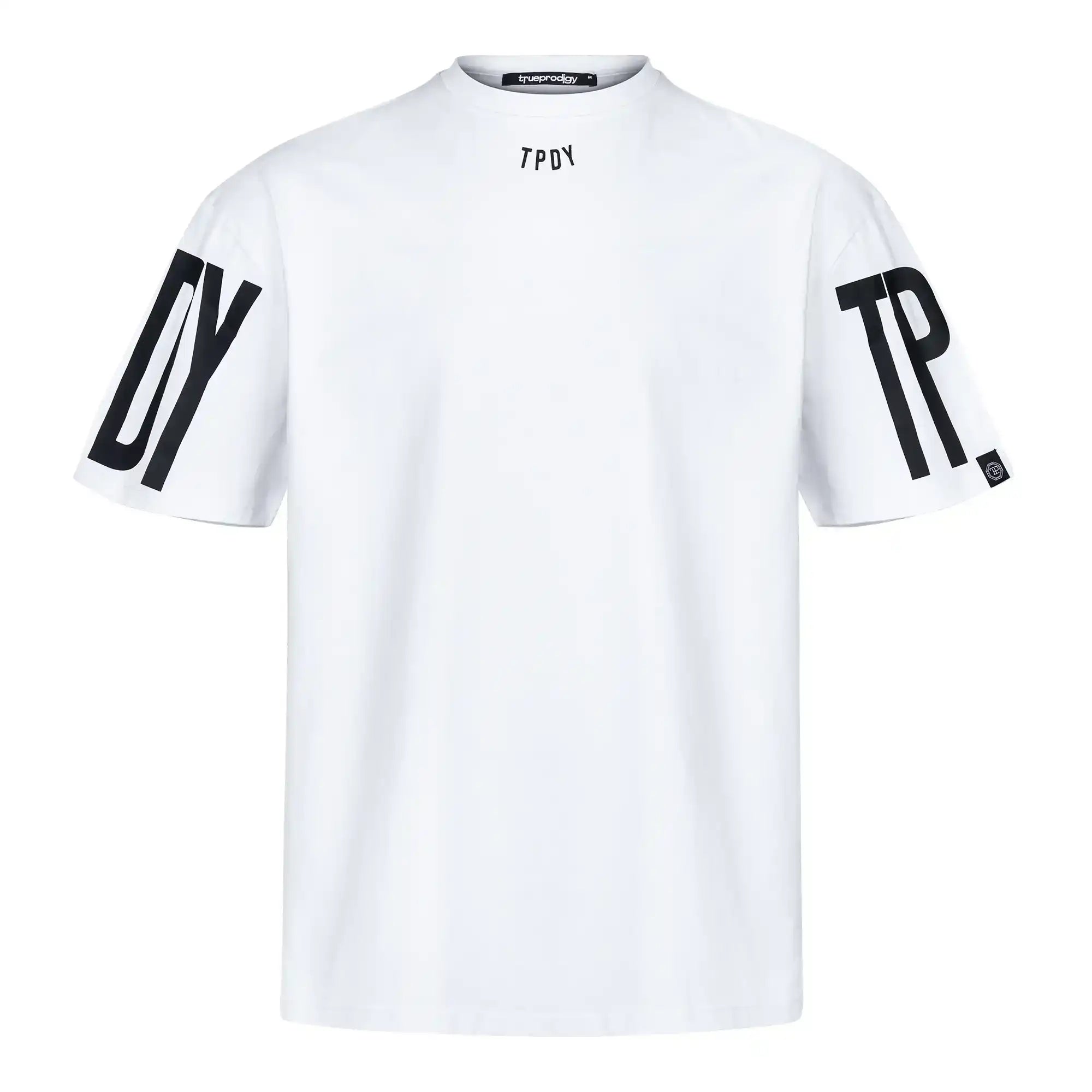 Das Viktor Oversize-Herren-T-Shirt mit Front- und Ärmelprints von trueprodigy ist ein weißes Unisex-Shirt aus schwerem Jersey mit schwarzem TPDY-Print auf der Brust sowie großen TP- und DY-Aufdrucken auf den Ärmeln.