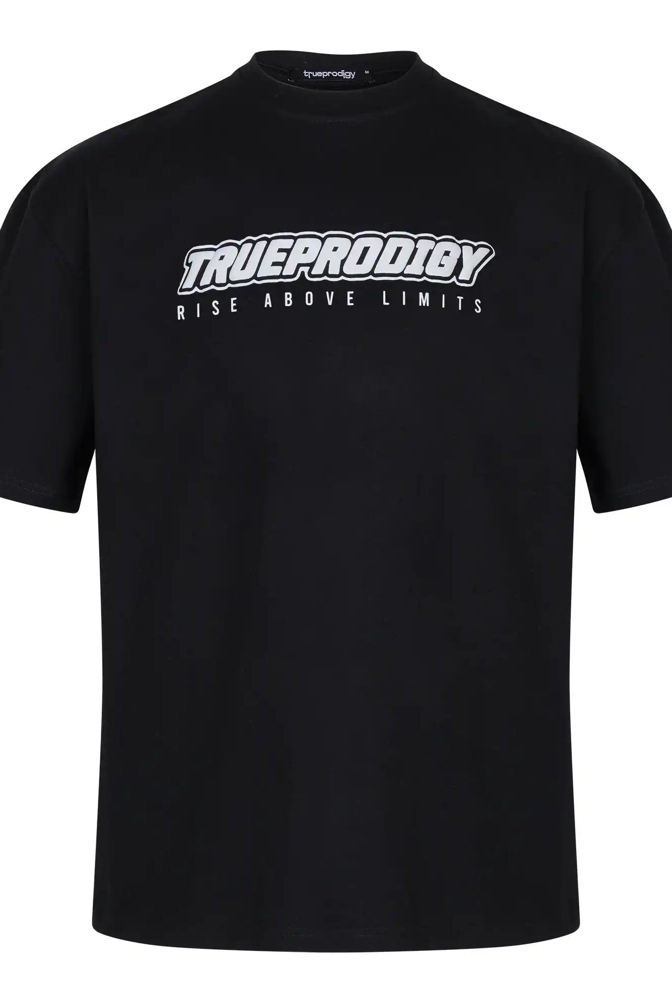 Das Toni Oversize-Shirt von trueprodigy ist ein schwarzes Unisex-T-Shirt aus schwerem Jersey mit kurzen Ärmeln, Rundhalsausschnitt und 3D "Rise Above Limits"- und trueprodigy-Schaumdrucken in Weiß/Grau für vielseitige Stylings.