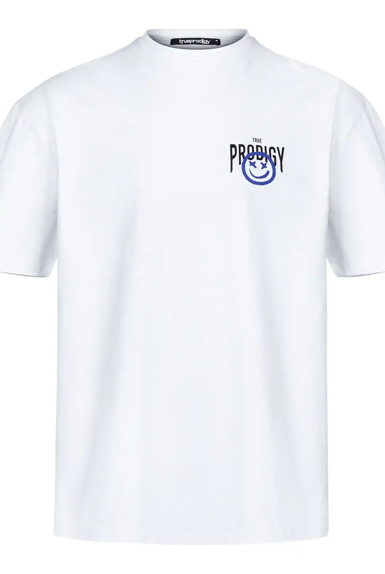Das trueprodigy Hajin F Oversize-T-Shirt hat ein schlichtes weißes Design aus dickem Jersey-Stoff, mit "The Prodigy"-Schriftzug und einem blauen Spray-Smiley & Happy-Mind-Print auf der oberen linken Brust.