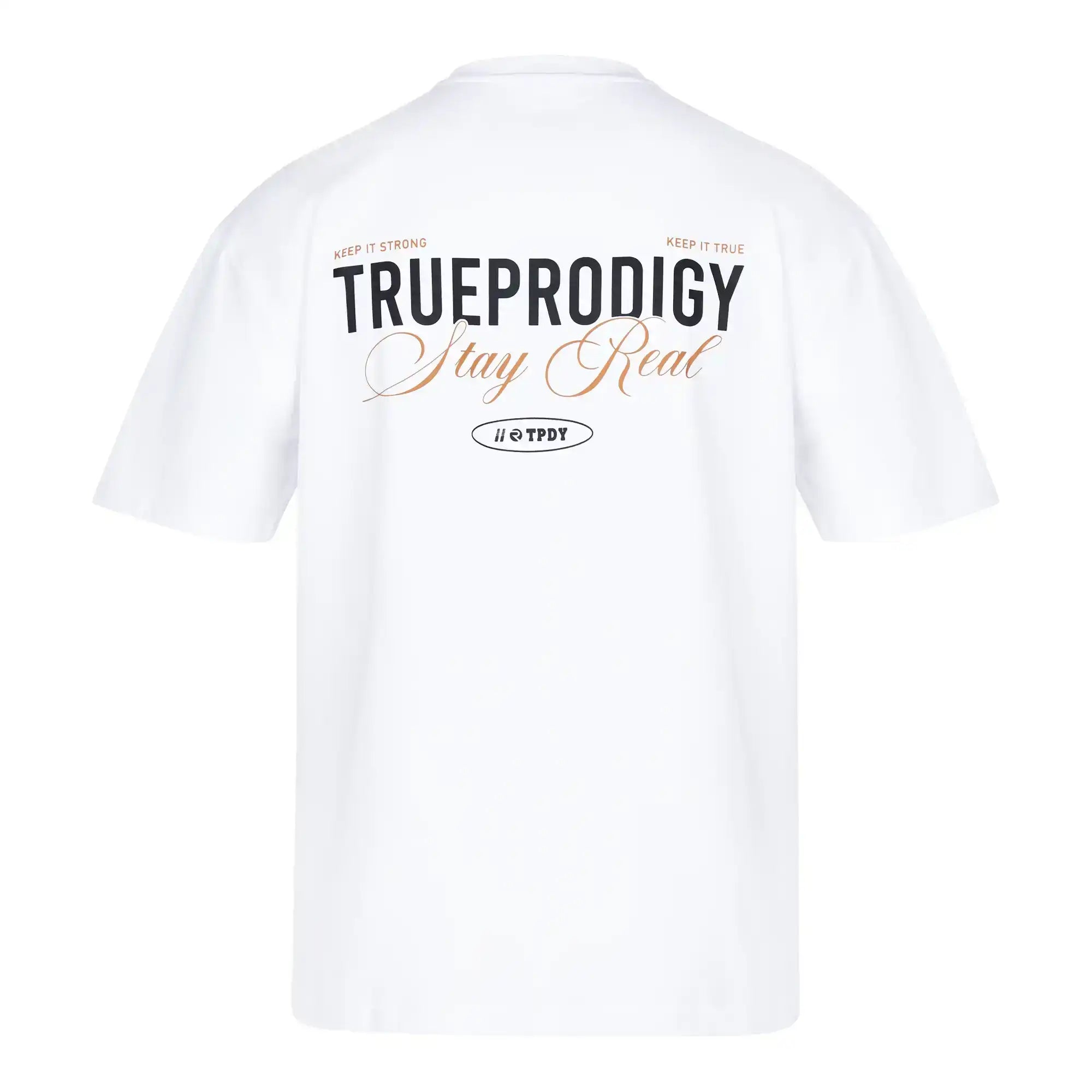 Das trueprodigy Lou F Oversize-T-Shirt aus schwerem Jersey ist unisex, weiß und zeigt vorne & hinten "Stay Real", dazu kleine "KEEP IT STRONG" und "KEEP IT TRUE"-Schriftzüge sowie ein Logo und TPDY auf dem Rücken.