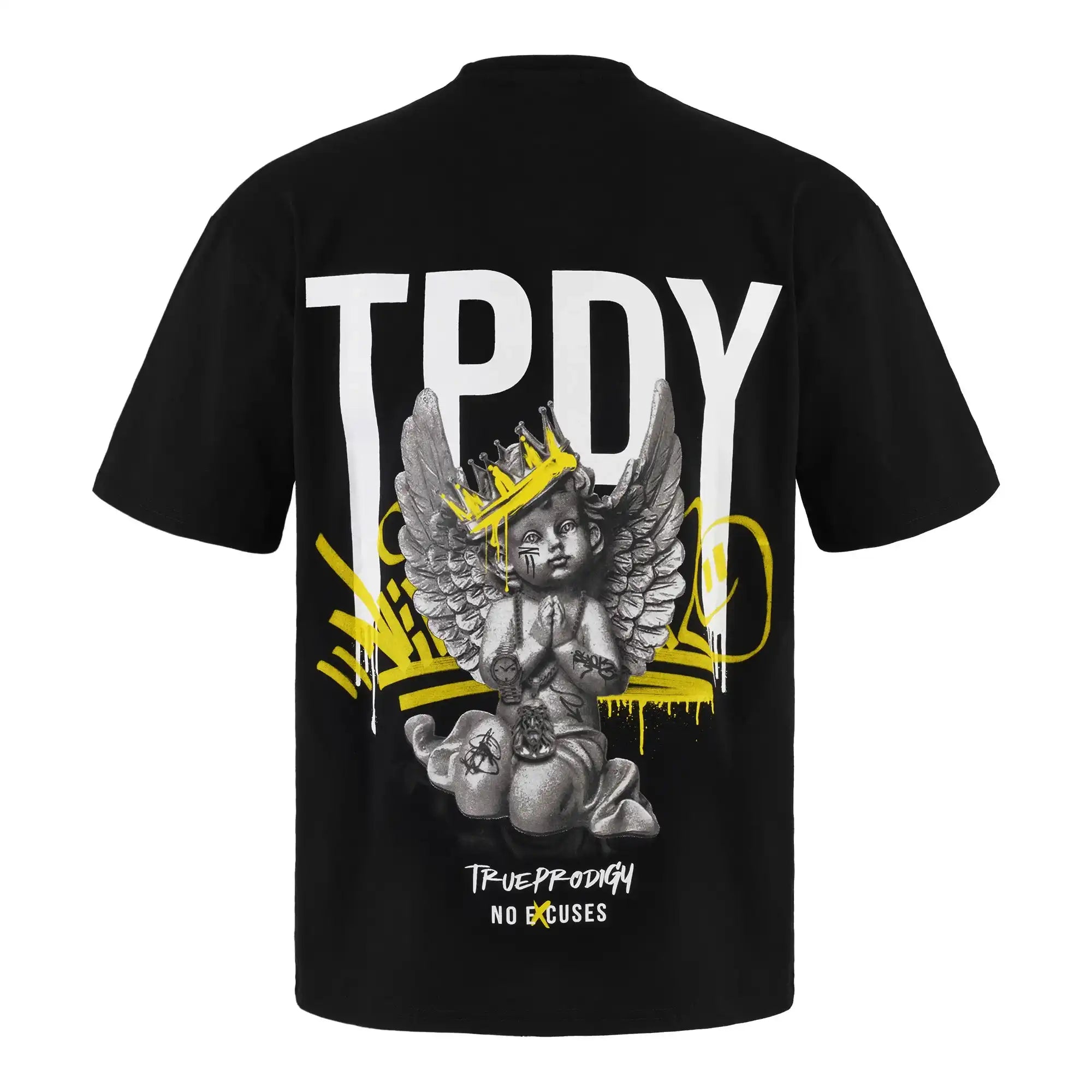 Das Jinx Oversized T-Shirt mit Druck von trueprodigy ist ein schwarzes Unisex-T-Shirt mit fettem weißem TPDY-Schriftzug, einer grauen Engelsgrafik mit gelber Krone und Graffiti sowie dem Aufdruck "True Prodigy No Excuses" am unteren Rand.