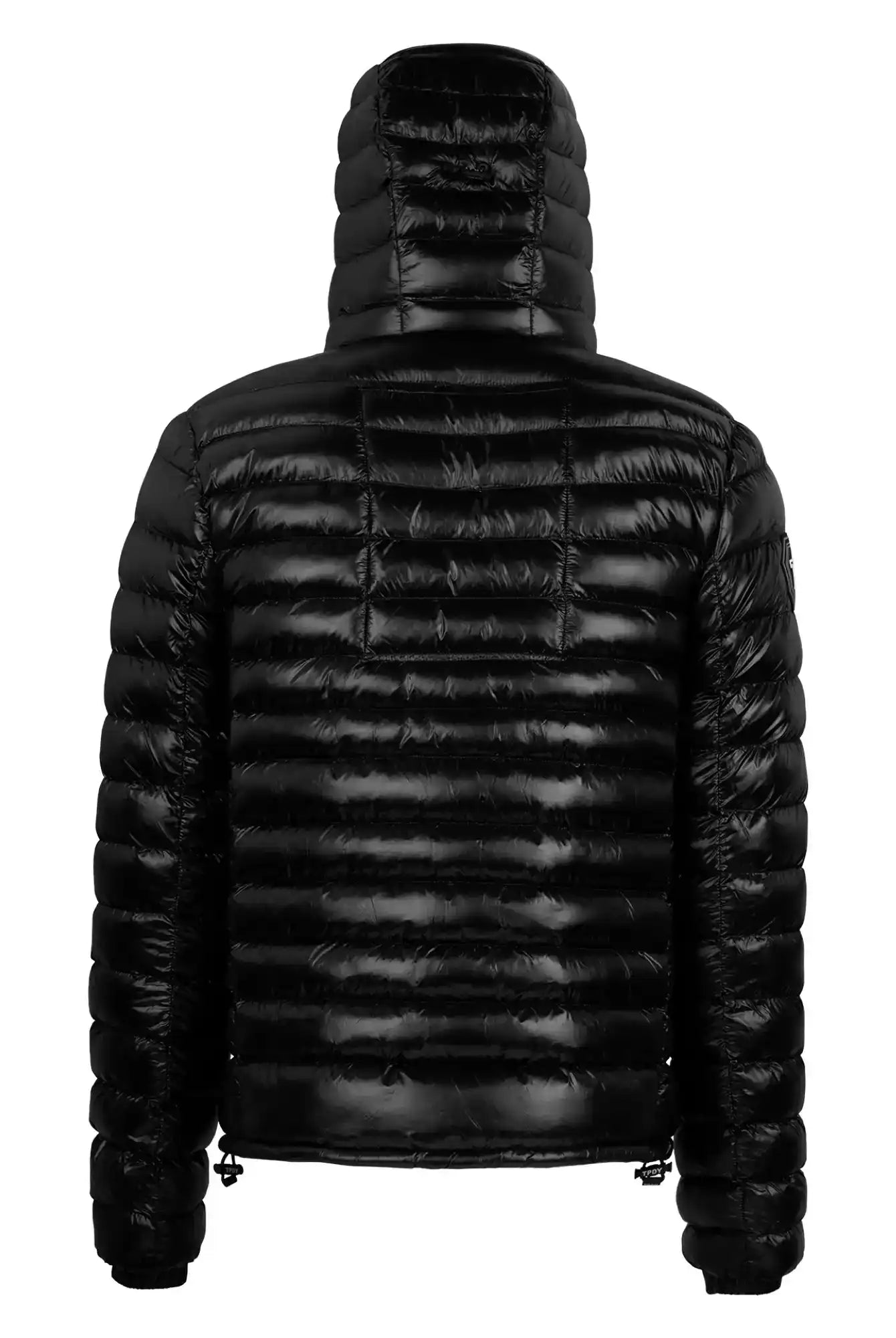 Die trueprodigy Adan Steppjacke mit Kapuze zeigt sich von hinten, mit horizontaler Steppung, hohem wattiertem Kragen, sichtbaren Taillenzügen und wasserabweisender Verarbeitung.