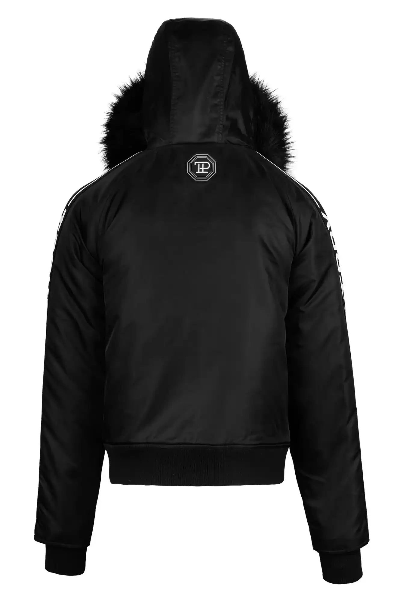 Die Jonathan Bomberjacke mit Kapuze und Kunstfell von trueprodigy hat lange Ärmel, gerippte Bündchen und Saum, ein rundes Logo am oberen Rücken sowie weiße Schrift auf den Ärmeln. Die Jacke wird von hinten präsentiert.