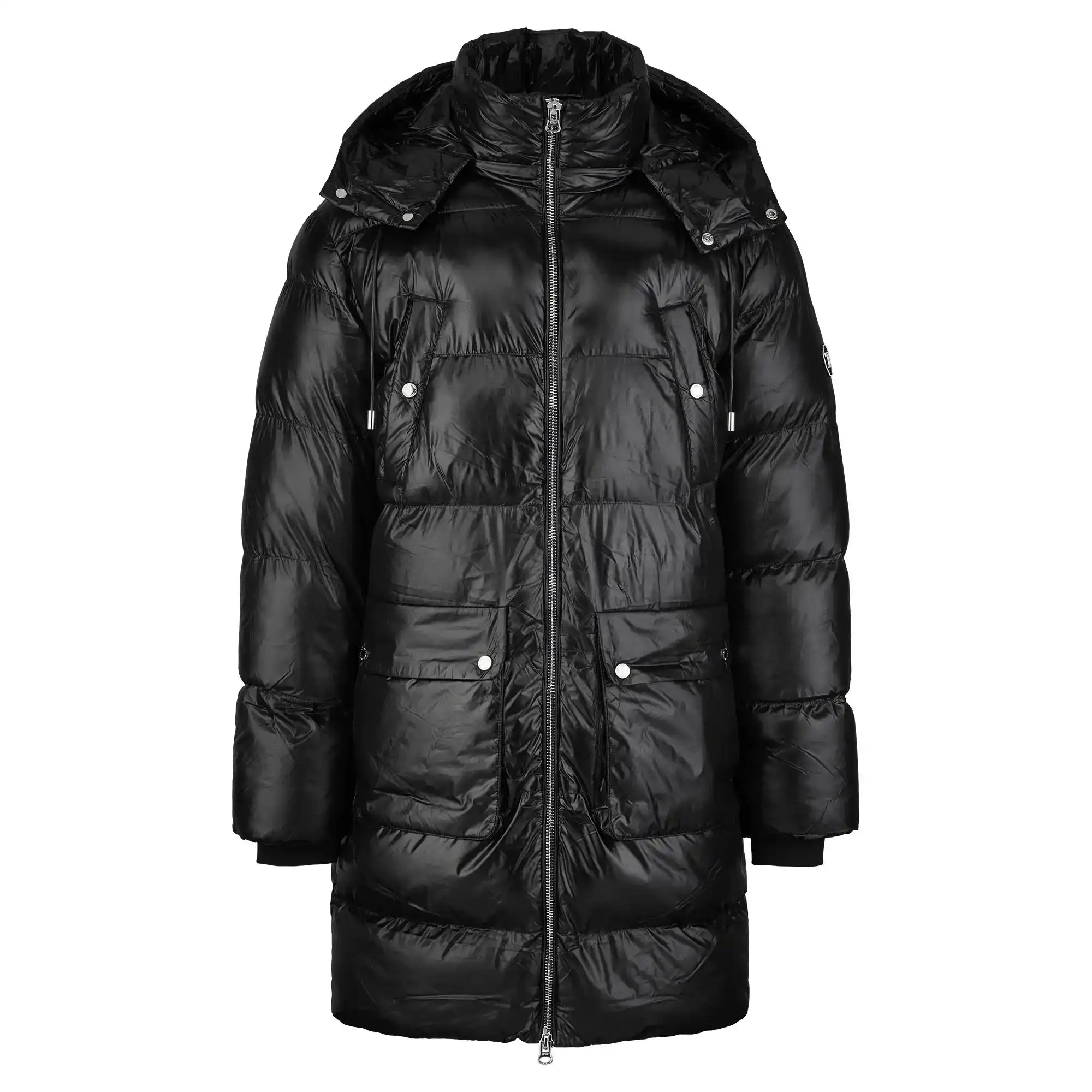Die trueprodigy Damen Winterjacke mit abnehmbarer Kapuze im Regular Fit ist eine schwarze Pufferjacke mit glänzender Optik, Frontreißverschluss, Druckknöpfen, zwei großen Taschen und horizontaler Steppung für Wärme.