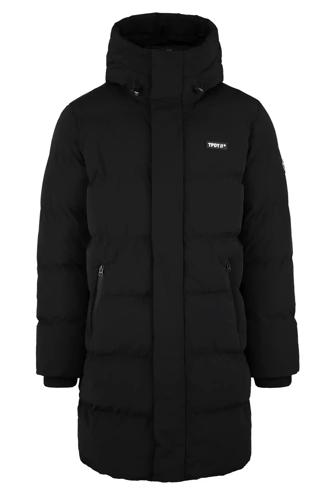 Ein langer schwarzer "Damen Parka mit fester Kapuze im Regular Fit" von trueprodigy hat einen Frontreißverschluss, Druckknöpfe, zwei Seitentaschen mit Reißverschluss und ein kleines weißes Trapstar-Logo auf der Brust. Die wasserabweisende Jacke ist auf einem schlichten weißen Hintergrund abgebildet.