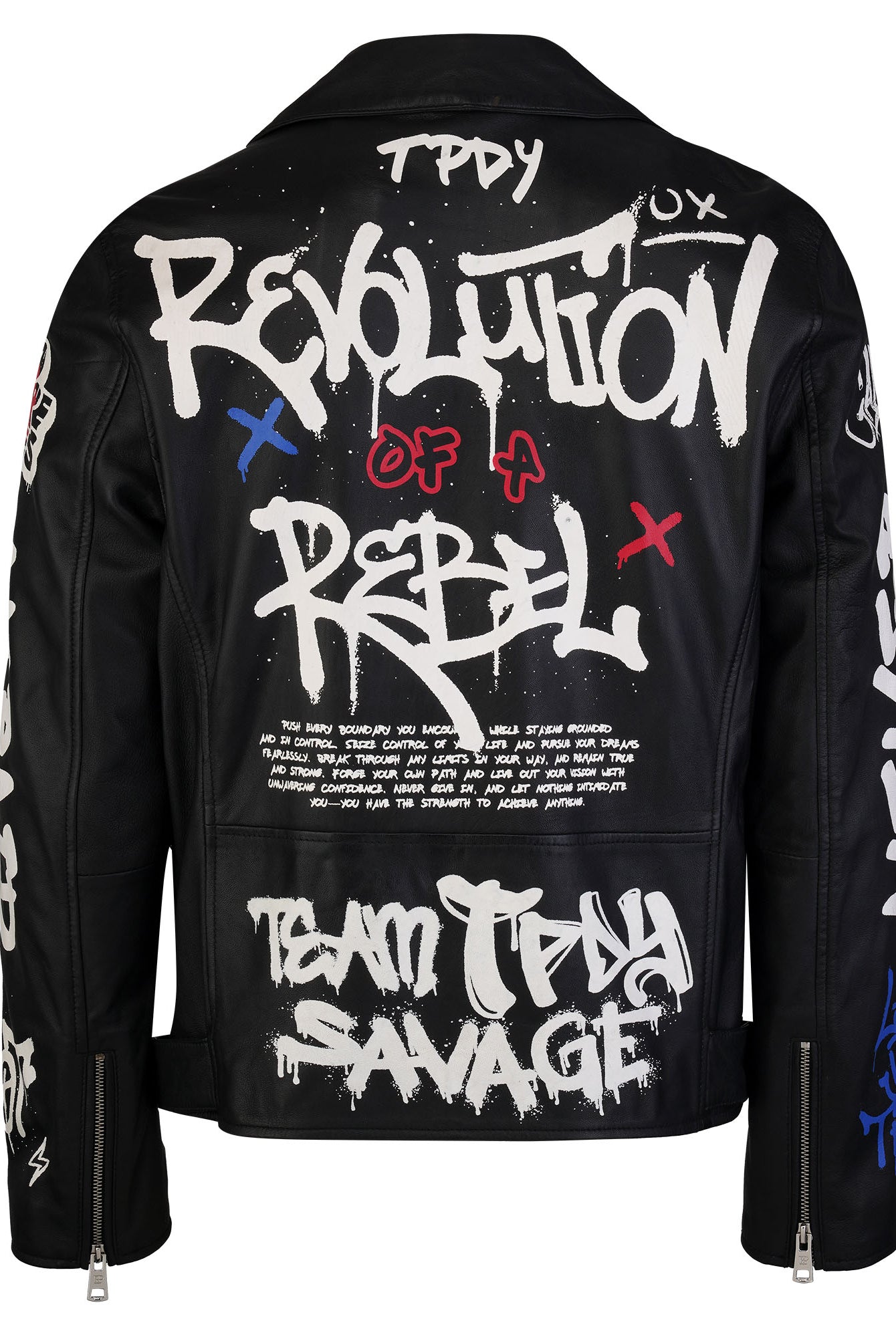 Die trueprodigy Herren Lederjacke aus Schafsleder in Schwarz mit Graffiti-Prints besticht mit weißem "Revolution of a Rebel, Team TPDY Savage"-Schriftzug und blauen sowie roten Ärmelakzenten - ein urbanes Statement-Piece.