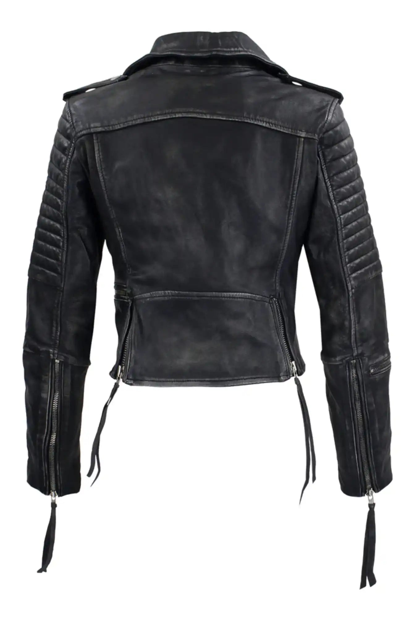 Die trueprodigy Bikerlederjacke Vintage Optik in schwarzem, gewaschenem Leder verfügt über gesteppte Ärmel, Schulterklappen und Reißverschlüsse mit Zugbändern an Ärmeln und Seiten - eine klassische Damen Lederjacke im echten Biker-Stil.