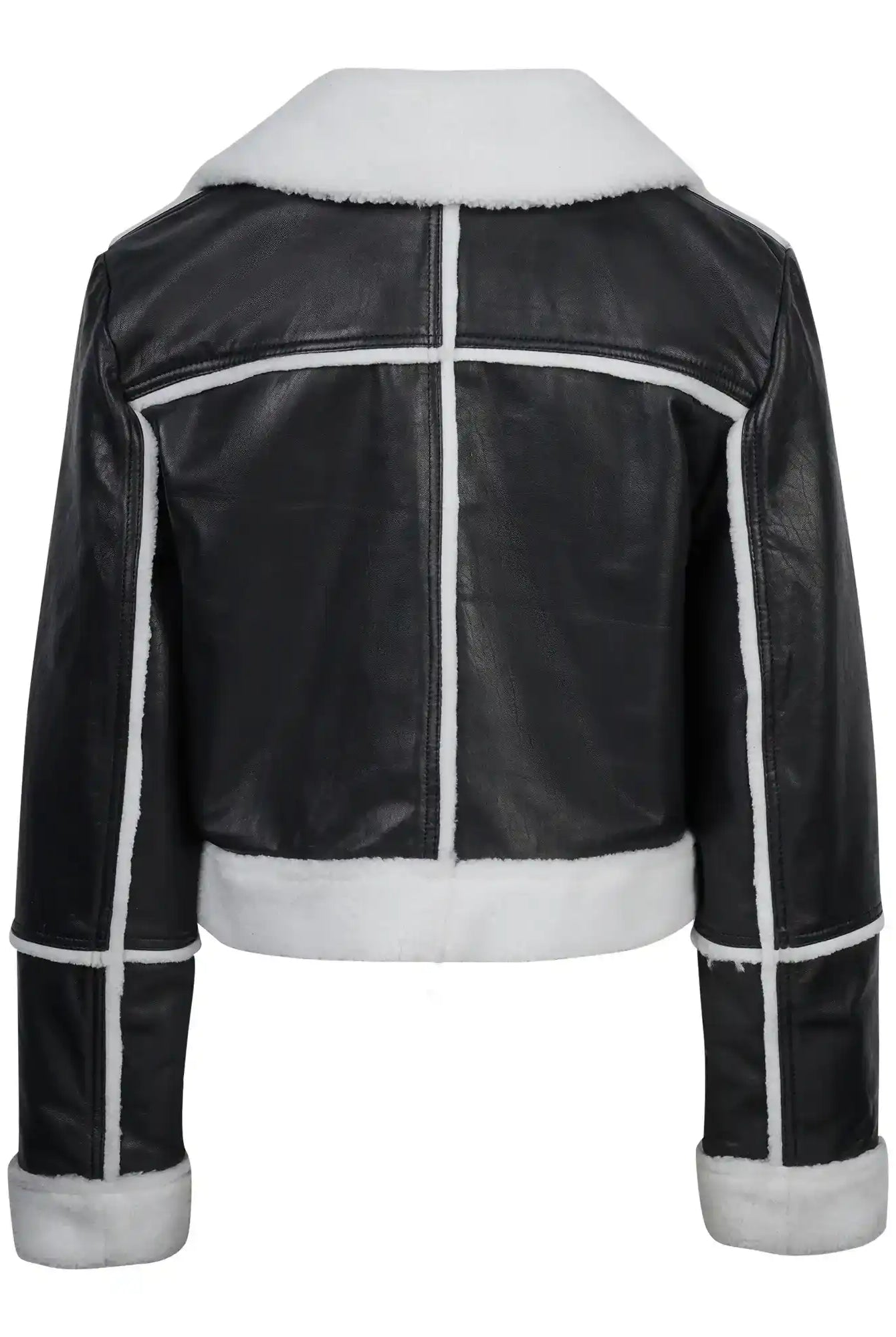 Eine schwarze Damen-Lederjacke mit weißen Teddy-Kontrasten & asymmetrischem Reißverschluss von trueprodigy, aus Kunstleder, mit breitem Kragen, aufgesetzten weißen Nähten im Karomuster und umgeschlagenen Ärmeln, von hinten gezeigt.