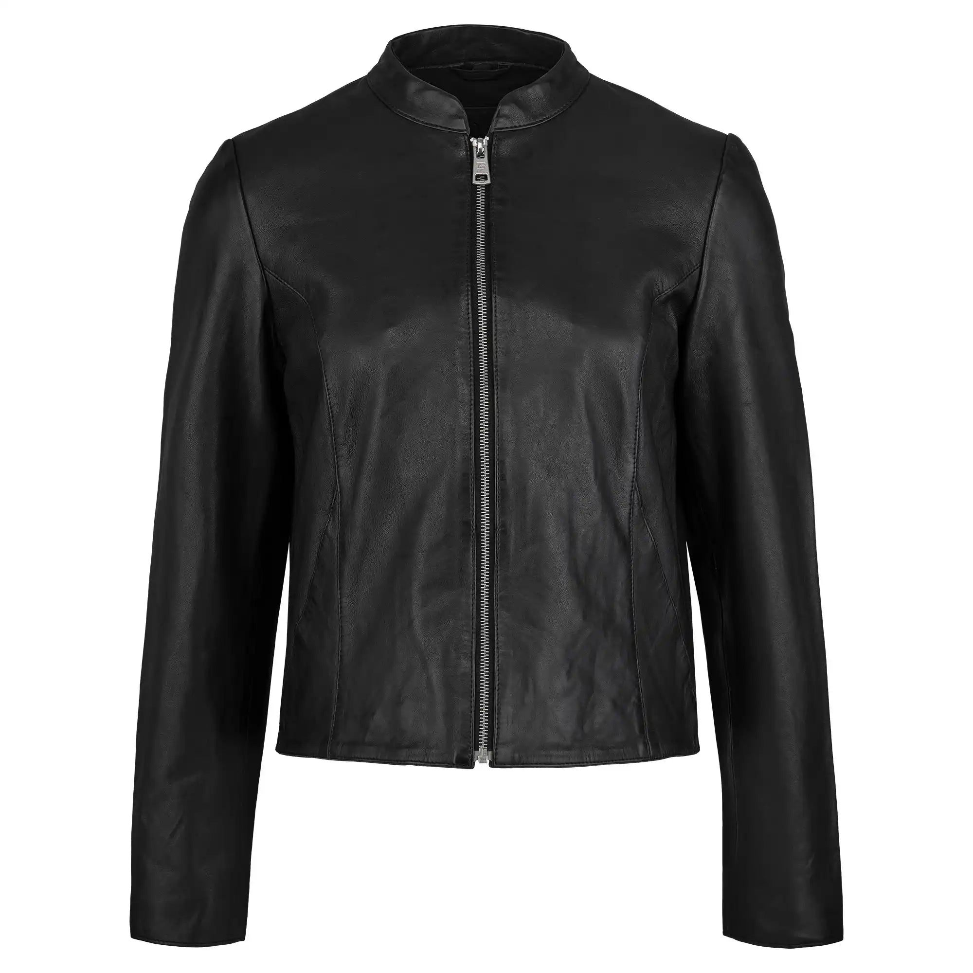 Die trueprodigy Damen Lederjacke aus feinem Schafsleder in Schwarz besticht durch ihr minimalistisches Design, einen Frontreißverschluss, lange Ärmel und einen kragenlosen Ausschnitt vor weißem Hintergrund.