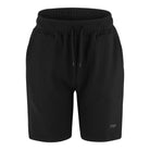 Die Samuel Short mit Stickerei von trueprodigy ist eine schwarze sportliche Herren-Shorts mit elastischem Bund, Kordelzug, Seitentaschen, glattem Material und einem kleinen weißen TPDY-Logo am unteren Saum.