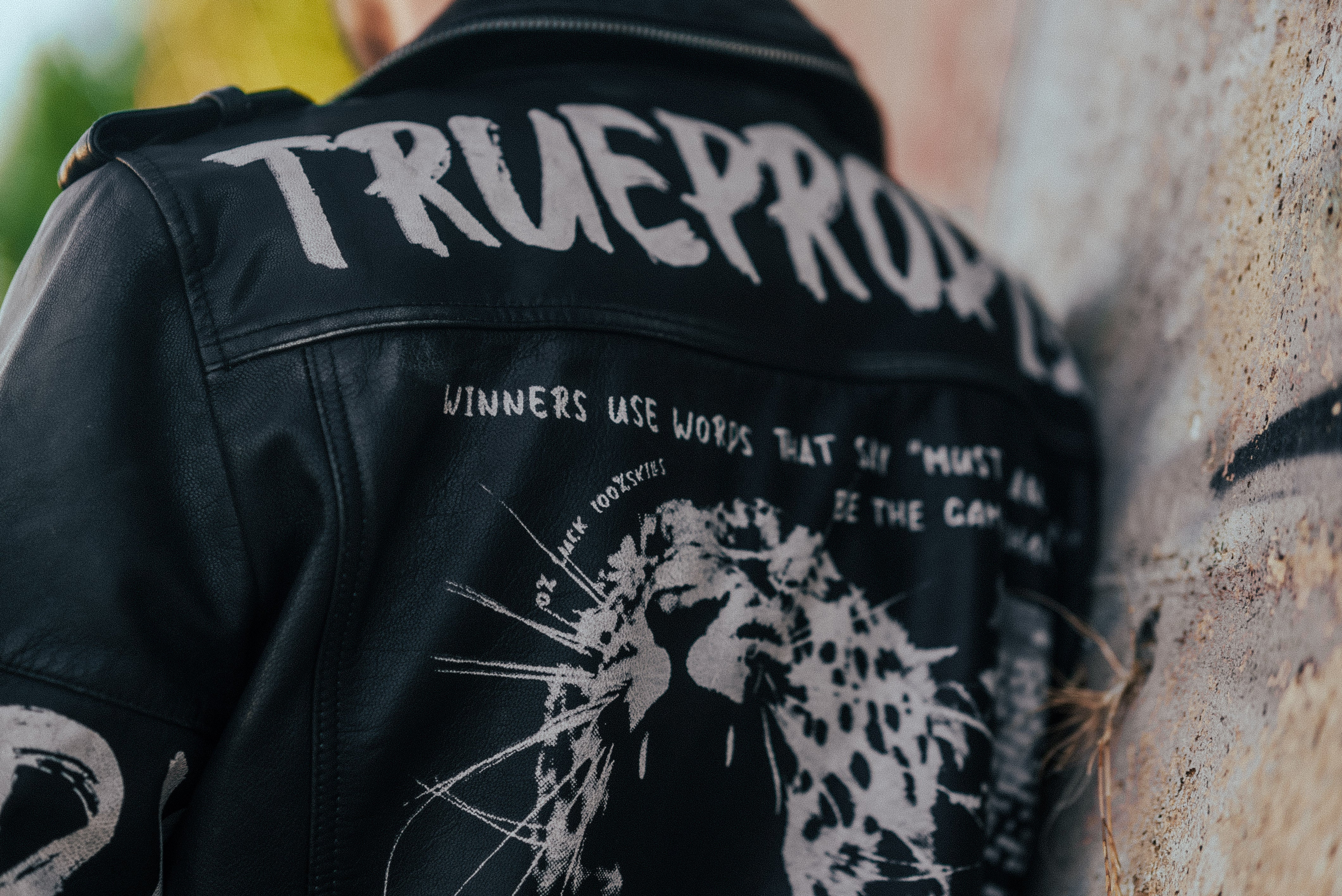 Lederjacke richtig pflegen – Häufige Fehler & Tipps zur Lederpflege - TRUEPRODIGY