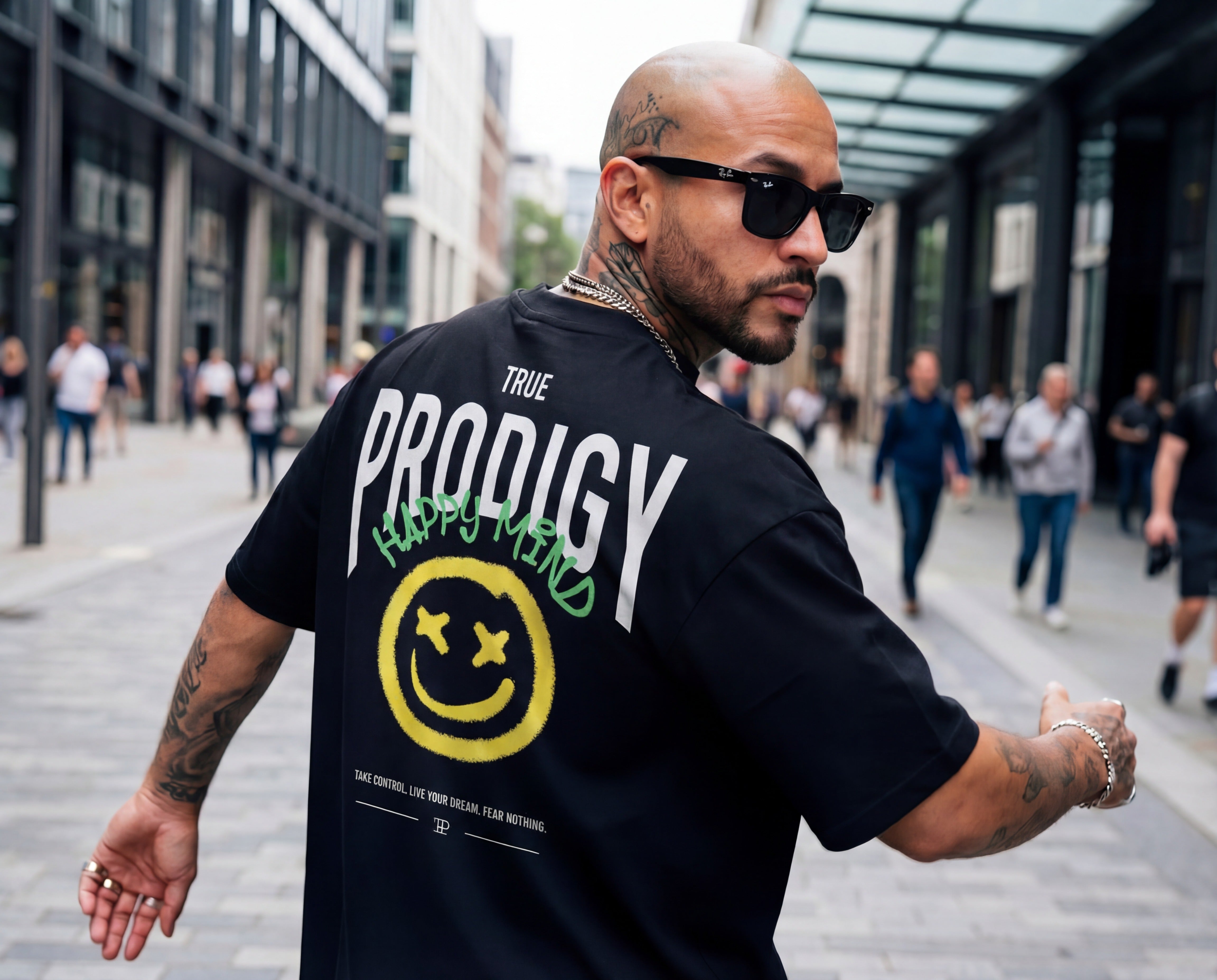 Oversize T-Shirt kombinieren: Der ultimative Style-Guide für 2026