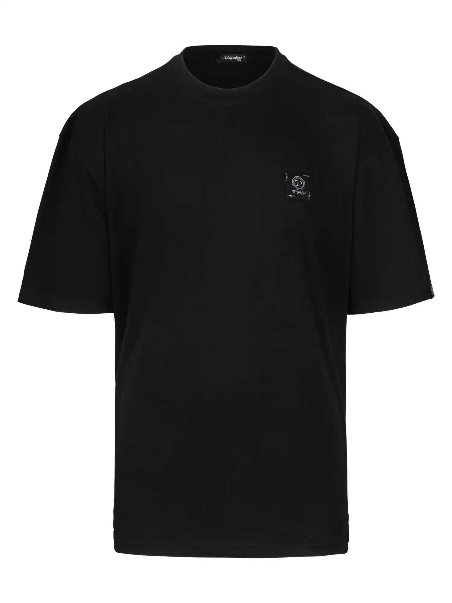 Das Maxime Oversized T-Shirt mit Druck von trueprodigy ist ein schwarzes Unisex-T-Shirt aus schwerem Jersey mit kleinem Logo-Aufnäher auf der linken Brust, Rundhalsausschnitt und lockerer Passform, abgebildet auf weißem Hintergrund.