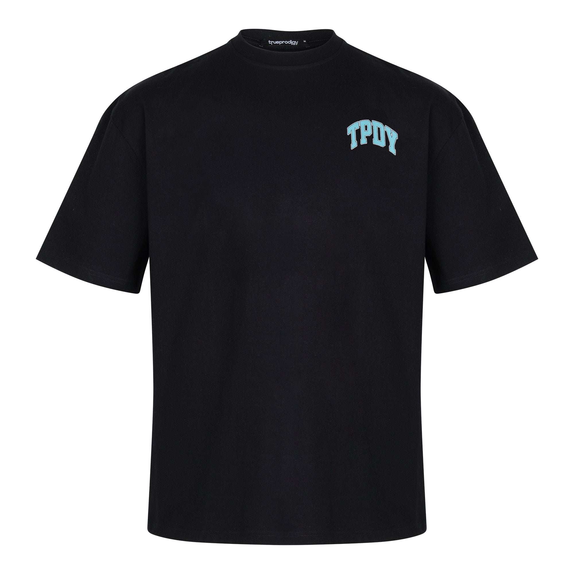 Das schwarze Unisex-T-Shirt „Arin F“ von Trueprodigy besteht aus 100 % Baumwolle, hat kurze Ärmel, einen Rundhalsausschnitt und den hellblauen Aufdruck „TPOY“ auf der linken Brust.