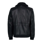 Rückansicht einer TrueProdigy Blaze Jacke aus schwarzem Schafsleder mit strukturiertem Kragen und langen Ärmeln. Sichtbare Nähte, eine obere linke Ärmeltasche sowie gerippte Bündchen und Saum verleihen ihr zusätzlichen Stil.