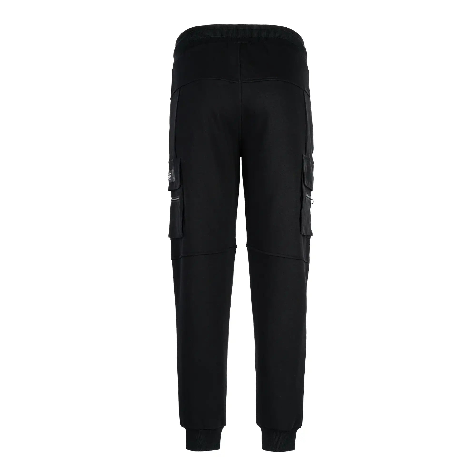 Rückansicht der George Cargo Sweathose von trueprodigy in Schwarz. Sie hat eine normale Passform, einen elastischen Bund, Bündchen an den Knöcheln und Pattentaschen an beiden Beinen.
