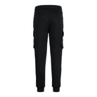 Die Stan Sweathose mit Cargotaschen von trueprodigy ist eine schwarze Cargo-Jogginghose für Männer, hier von hinten. Sie hat eine normale Passform, einen elastischen Bund, seitliche Cargotaschen, gerippte Knöchelbündchen und einen weichen, leicht dehnbaren Stoff.